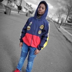 Meet your Posher, Ajani